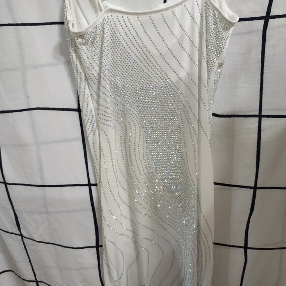 Banjul Mini White Dress - Picture 3 of 12